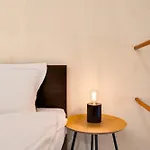 公寓 Cozy Nest Charming Loft In The Heart Of