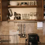 Cozy Nest Charming Loft In The Heart Of 公寓
