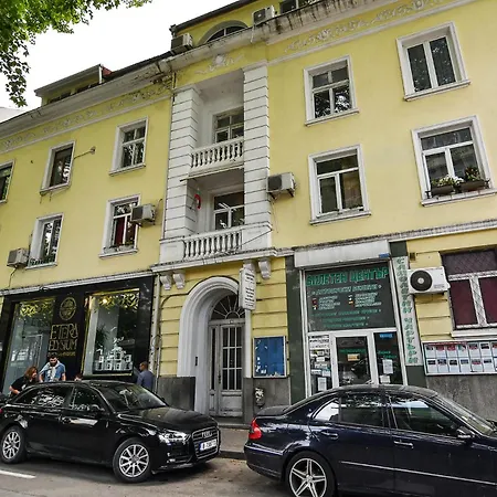 Cozy Nest Charming Loft In The Heart Of 瓦爾納