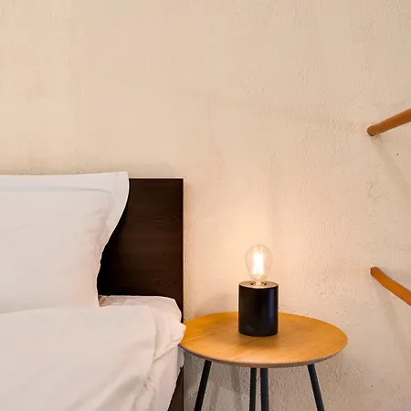 Lejlighed Cozy Nest Charming Loft In The Heart Of