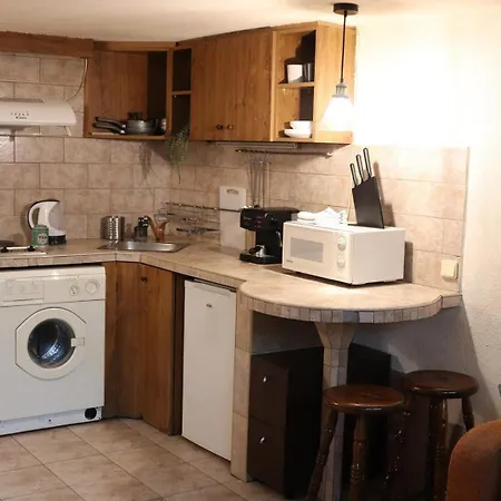 Cozy Nest Charming Loft In The Heart Of *