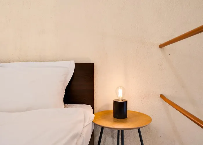 アパート Cozy Nest Charming Loft In The Heart Of