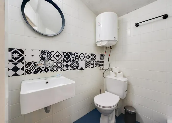 Cozy Nest Charming Loft In The Heart Of * Varna