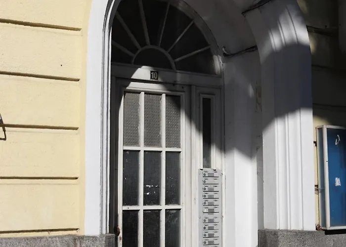 Cozy Nest Charming Loft In The Heart Of *